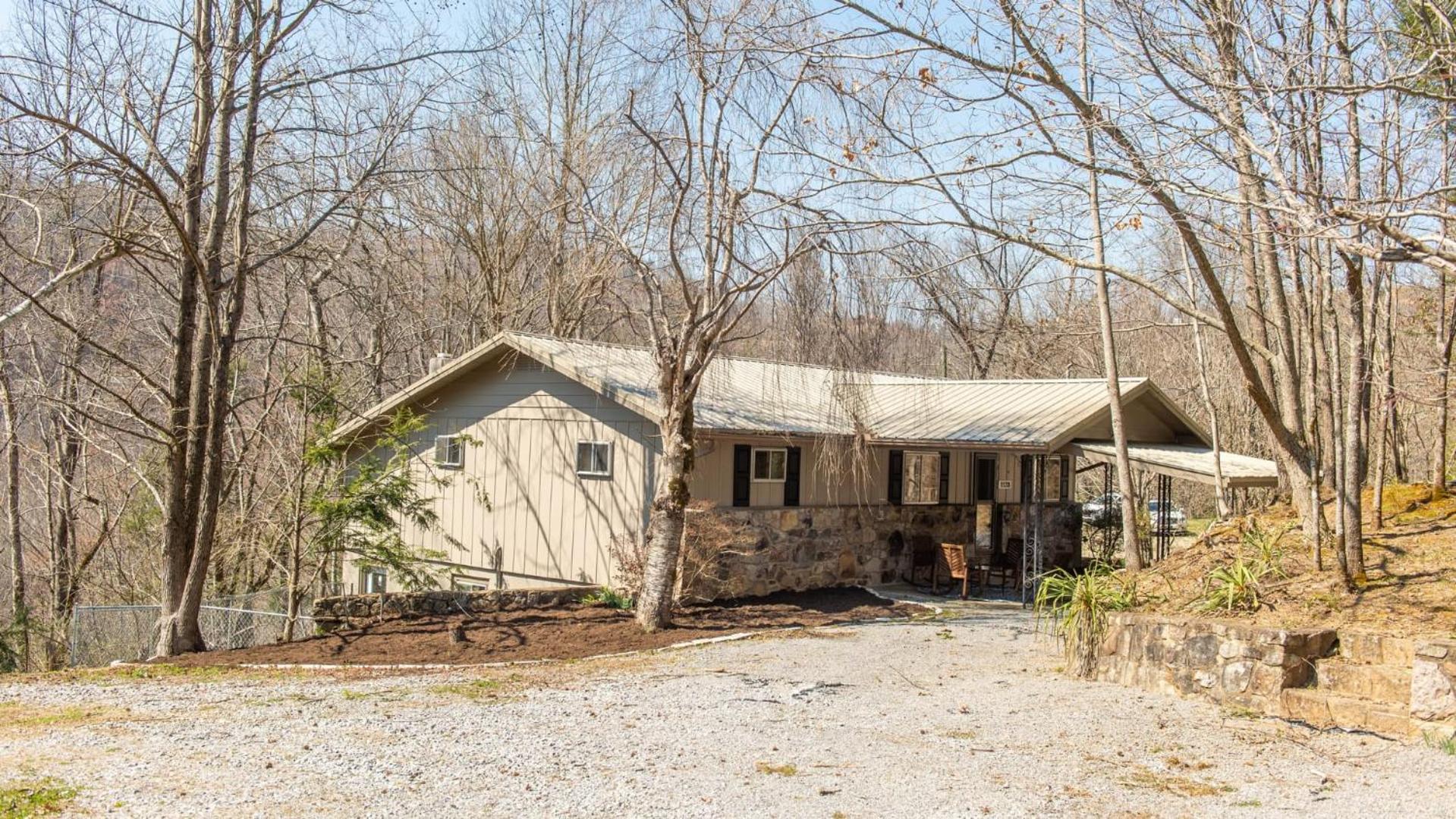 Little Smoky Retreat , 3 Bedroom , Close To Downtown Gatlinburg And Pigeon Forge Zewnętrze zdjęcie