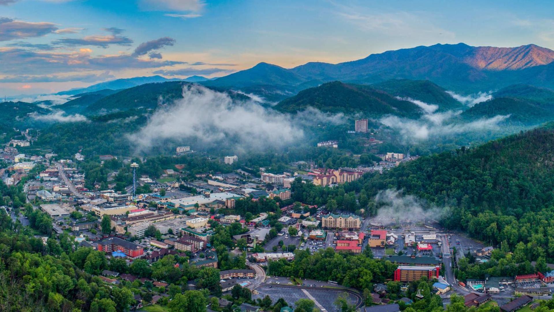 Little Smoky Retreat , 3 Bedroom , Close To Downtown Gatlinburg And Pigeon Forge Zewnętrze zdjęcie